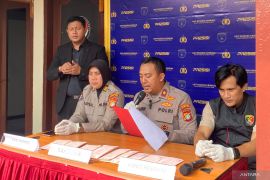 Pembobol akun toko daring pakai uang kejahatan untuk judi dan narkoba