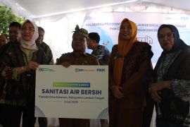 PNM-BRINS salurkan bantuan sanitasi air bersih di Sukarara Lombok Tengah