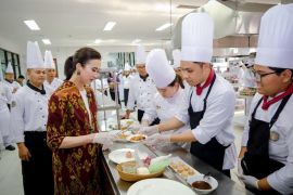 Menpar  tekankan pentingnya ciptakan SDM unggul di sektor pariwisata