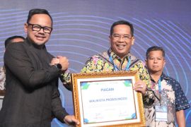 Wali Kota Probolinggo raih penghargaan inovatif pembiayaan air minum