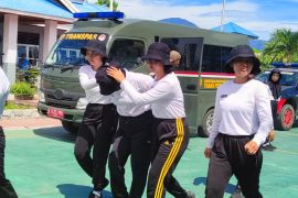 Ditjenpas-Sulteng gandeng Brimob simulasi pemindahan narapidana