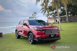 Kenyamanan berkendara, fitur hingga irit BBM ditawarkan HR-V hybrid
