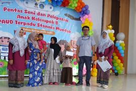 PT Timah fasilitasi pentas seni siswa usia dini PAUD Muntok