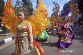 Helaran Budaya 2025 libatkan ribuan peserta dan puluhan kendaraan hias