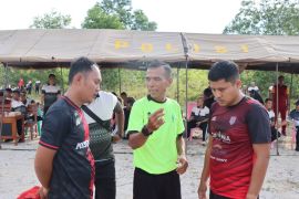 Polres Lingga pererat soliditas lewat lomba Bhayangkara