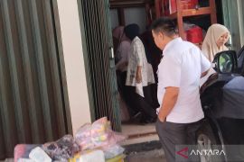 Sebanyak 14 korban bencana di Mukomuko terima bantuan