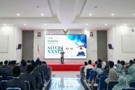 Bupati Karawang lepas 127 kafilah peserta MTQH tingkat  Jabar