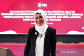 Penyanyi kafe tidak dibebani kewajiban bayar royalti