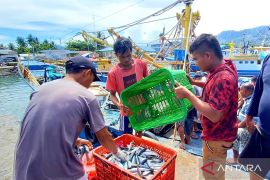 Nelayan Gorontalo Utara berharap dapat bantuan alat perikanan tangkap