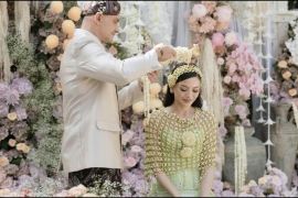 Laura Moane: Jejak Karier dan Sorotan Publik di Tengah Momen Pernikahan Al Ghazali