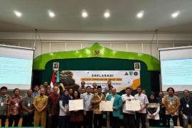 Pemkab Kediri gandeng kampus untuk tingkatkan kemampuan pembudidaya ikan