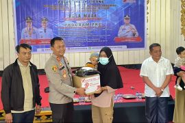 Polres Tana Tidung dan Pemkab Tana Tidung Gelar Bakti Kesehatan, Sunatan Massal, dan Bansos