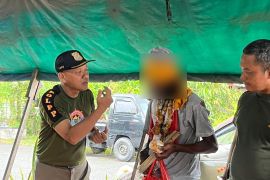 Satpol PP dan Dinsos Pontianak evakuasi ODGJ di Jalan Rajawali
