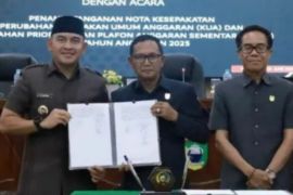 Bupati-DPRD Tanah Laut tanda tangani Perubahan KUA-PPAS 2025