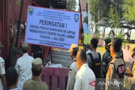 Pemkab Batang isyaratkan pembongkaran bangunan karaoke 1 Juli