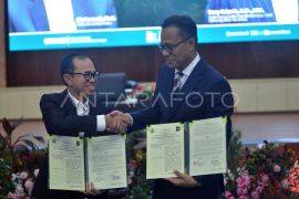Kuliah umum Wamen BUMN di Universitas Andalas Padang Page 2 Small