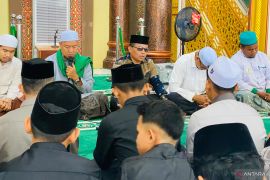 Santri di Aceh Barat gelar doa bersama pertahankan empat pulau milik Aceh
