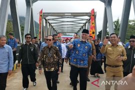 Kolaborasi hadirkan jembatan baru percepat akses warga ke  rumah sakit
