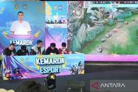 Bobby Nasution ikuti Fun Match Mobile Legend