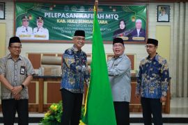 Wabup HSU lepas kafilah menuju MTQ ke-36 tingkat Kalsel