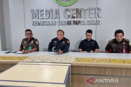 Tersangka korupsi proyek jalan di Bintuni kembalikan kerugian negara Rp5,4 miliar