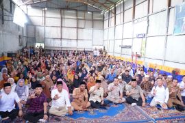 Bupati Sambas dampingi Anggota DPR RI serap aspirasi warga Desa Gapura