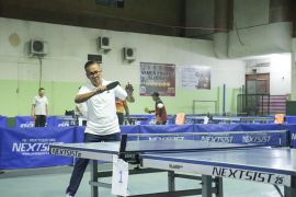 Dirut SIG resmikan turnamen tenis meja Semen Padang