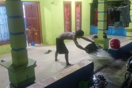 Sejumlah ruas jalan dan rumah warga Rangkasbitung terendam banjir