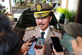 Satpol PP Garut menurunkan tim penertiban fasilitas umum