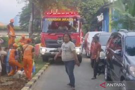 Parkir liar hambat pemadaman kebakaran di Palmerah