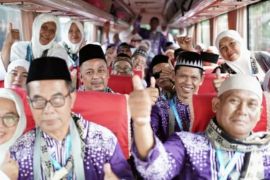Jamaah haji asal Karawang sudah mulai kembali ke Tanah Air