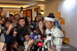 Gubernur Jawa Barat KDM masih pertimbangkan urgensi berikan subsidi Transjabodetabek