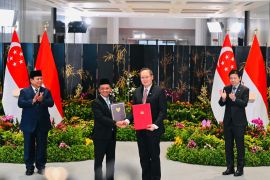 Menteri ESDM pastikan industri panel surya dan kabel dibangun di Kepulauan Riau