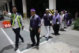 Kemenag Depok imbau keluarga jamaah haji Kloter JKS-12 tetap tenang