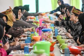 Wamendiktisaintek tinjau Sekolah Garuda Transformasi di Kaltim