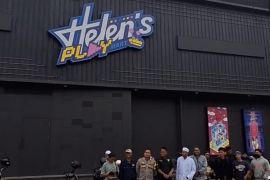 Ormas Islam  minta tempat hiburan malam 'helen's' ditutup