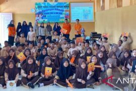 BPBD Bangka Tengah tingkatkan pemahaman pelajar terkait kebencanaan