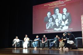 Negara paripurna dan masyarakat berkesadaran ala Connie R Bakrie