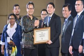 Tanah Bumbu Regent receives malaria elimination certificate from Health Ministry