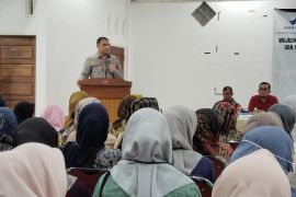 Legislator ingatkan konstituen waspada obat ilegal dijual daring