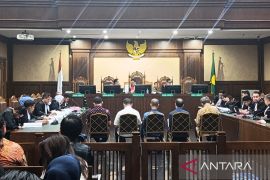 Sembilan petinggi perusahaan gula swasta didakwa rugikan negara Rp578 miliar