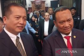 Terpopuler: Polemik Teluk Ekas, Laskar Sasak, akomodasi pariwisata hingga tersangka kasus kematian Brigadir Nurhadi