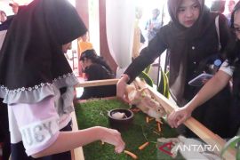 Diskanak Kabupaten Bogor hadirkan Mini Zoo Edukatif meriahkan HJB ke-543