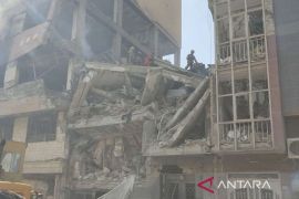 China Evakuasi Ratusan Warganya dari Iran dan Israel, Libatkan Negara Tetangga