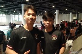 Zaydan Kariim menimba ilmu dari atlet peringkat 1 dunia floret putra