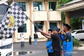 Wakil Bupati HST lepas 86 kafilah MTQ tingkat Kalsel