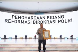 Kapolresta raih penghargaan pelayanan publik prima, Wali Kota Pontianak ucapkan selamat