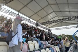 Ribuan penonton padati Jakarta E-prix