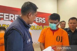 Polda Riau ungkap peredaran 15 kg sabu dari sepasang kekasih