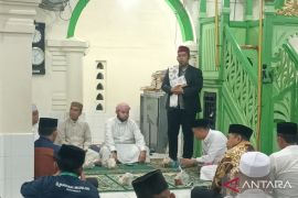 Wabup dan ratusan jamaah hadiri syarat dakwah Syekh Abdelrahman Hasan Al Misri